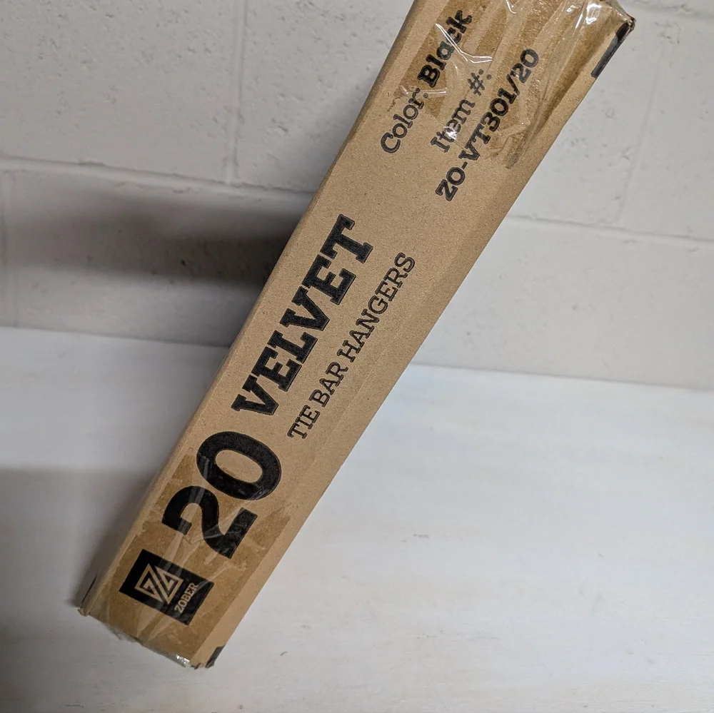 Black Velvet Clothing Hangers W/Tie Bar - Non-Slip, Swivel Hook, 20 pack, NWT